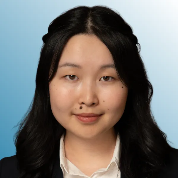 Lucy Wang headshot